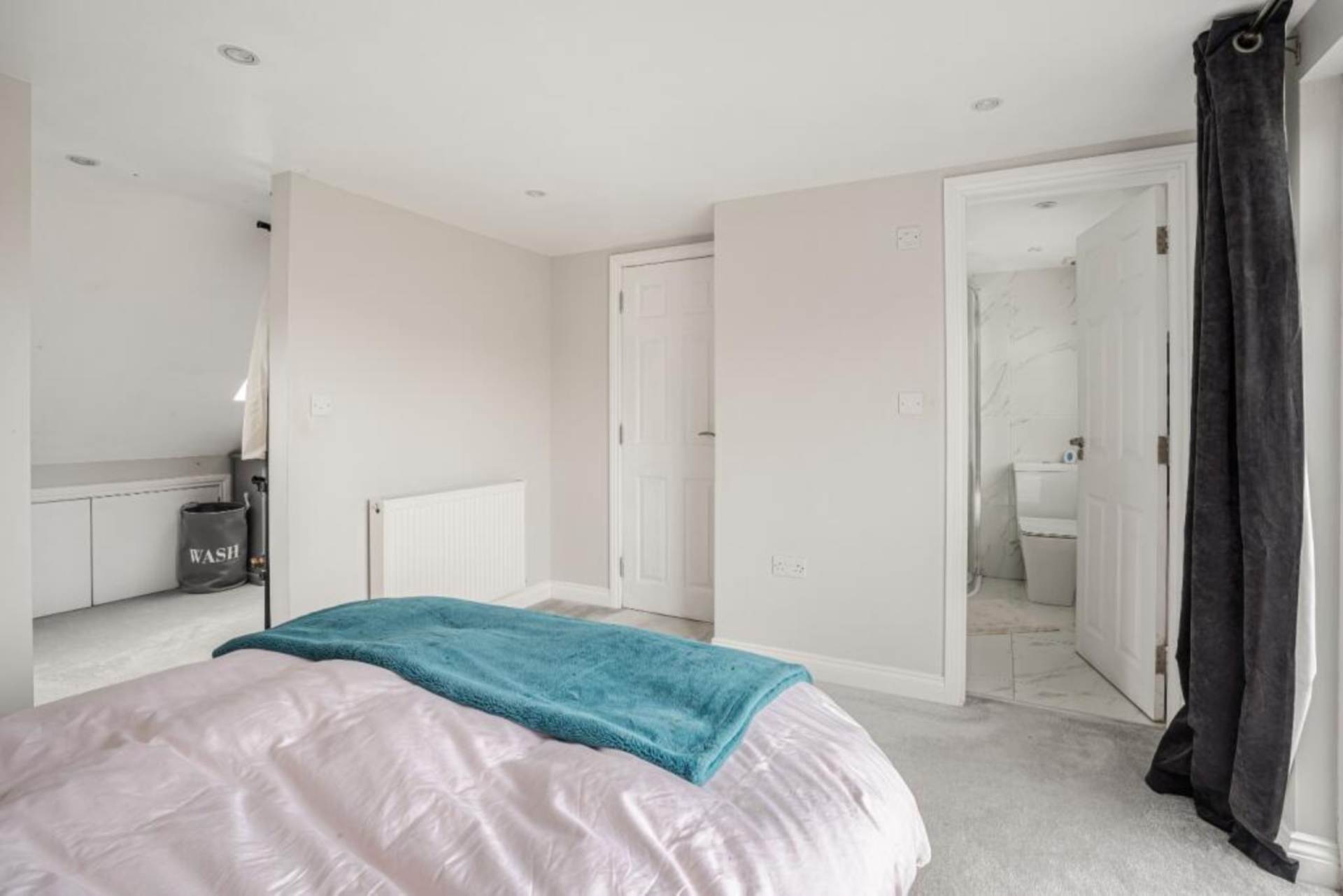 Rowley Lane, Borehamwood, Image 14