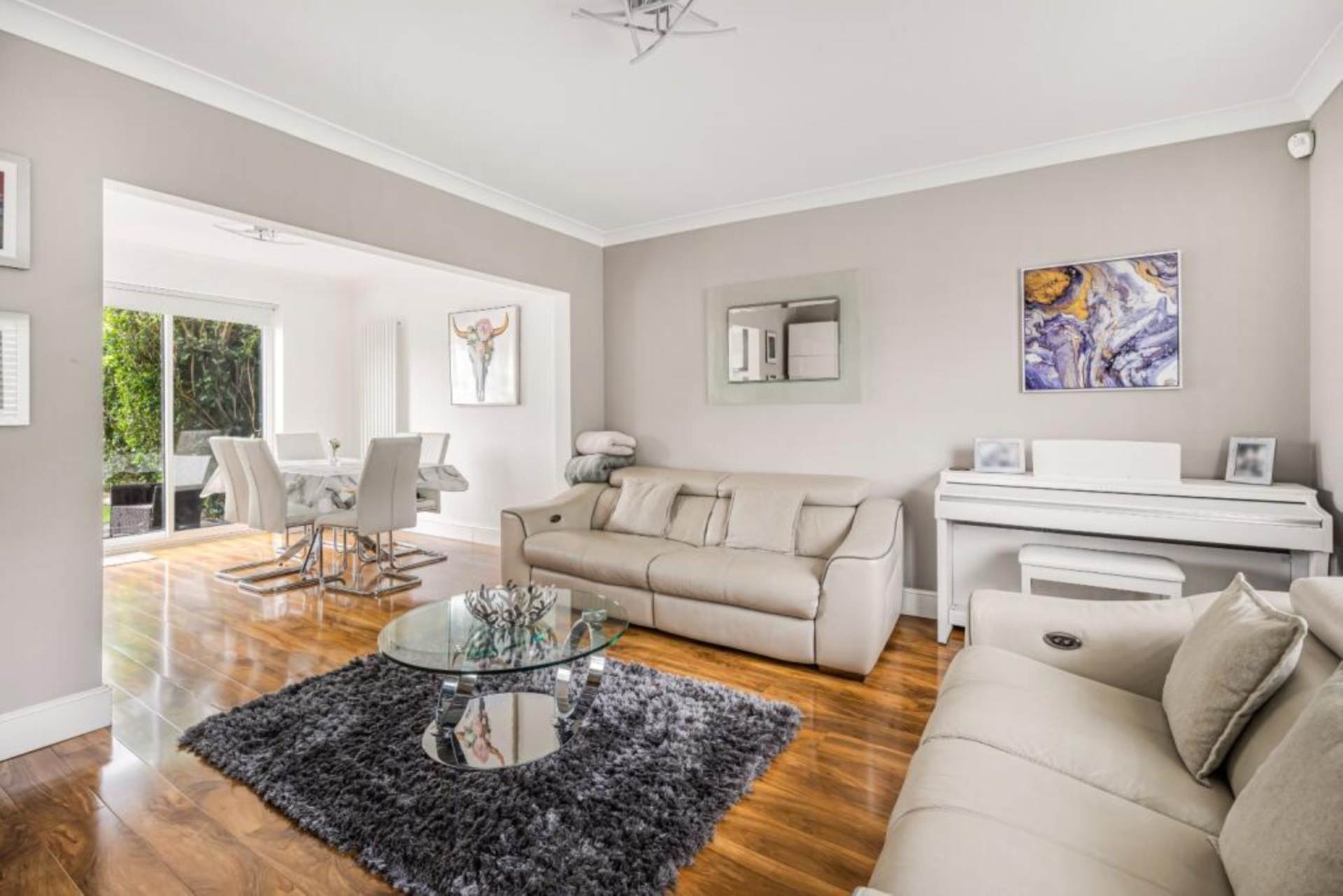 Rowley Lane, Borehamwood, Image 3