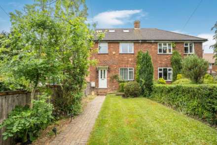 Rowley Lane, Borehamwood, Image 2