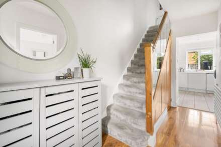 Rowley Lane, Borehamwood, Image 7