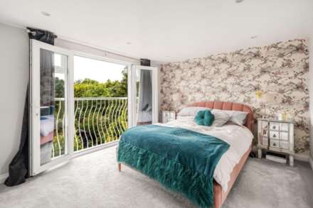 Rowley Lane, Borehamwood, Image 8