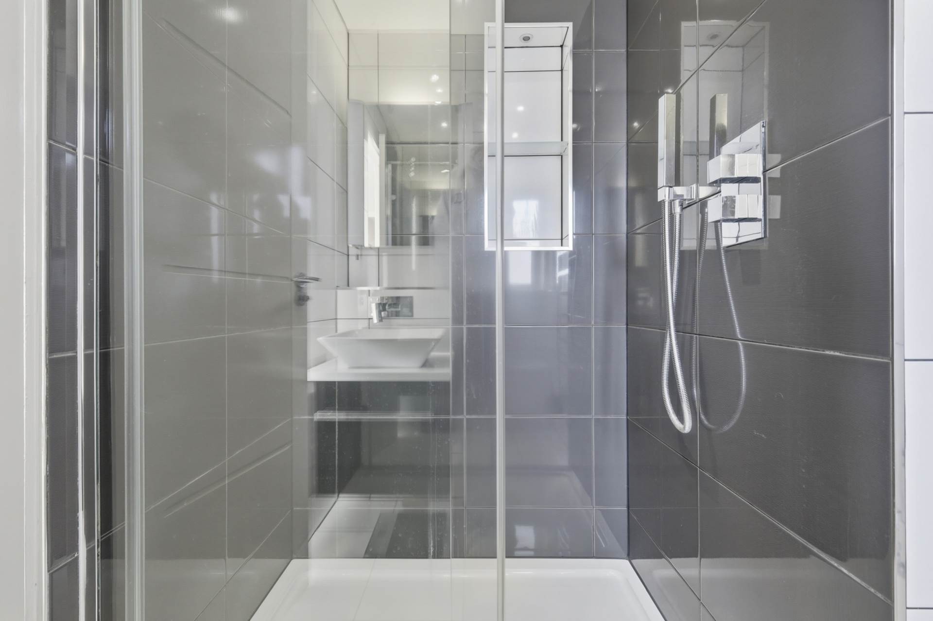 Allen Close, Shenley, Image 25