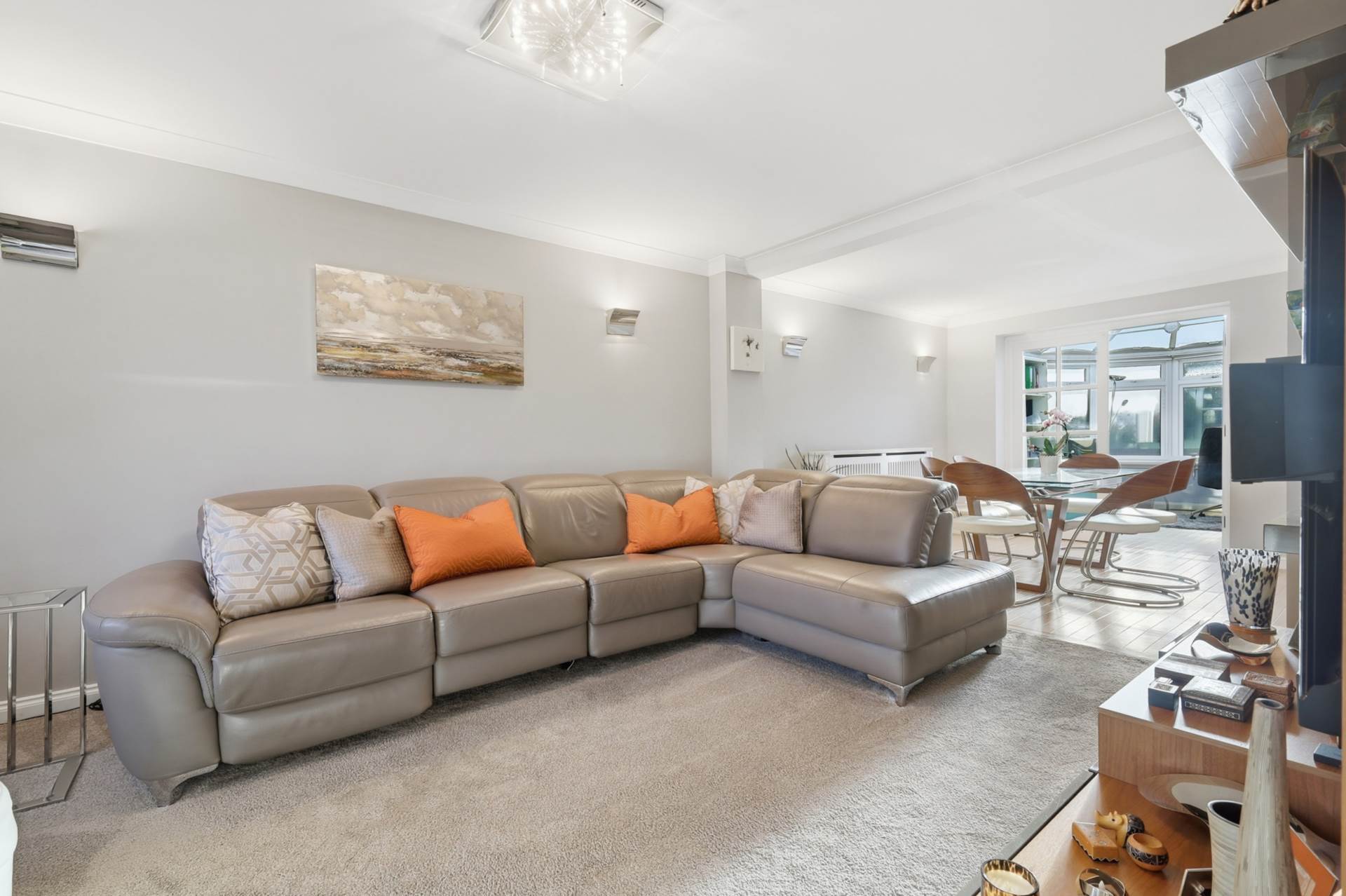 Allen Close, Shenley, Image 3