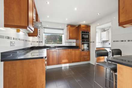 Allen Close, Shenley, Image 11