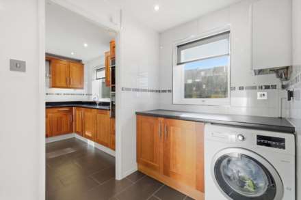 Allen Close, Shenley, Image 15