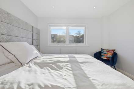 Allen Close, Shenley, Image 18