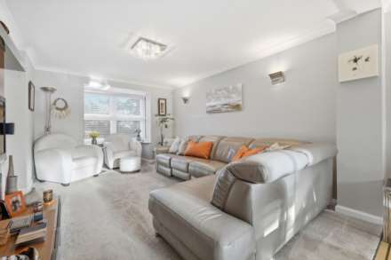 Allen Close, Shenley, Image 2