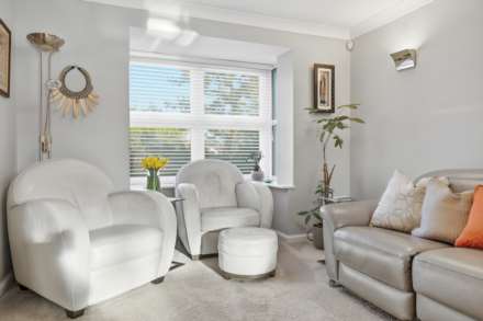 Allen Close, Shenley, Image 7