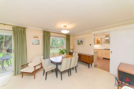 Lakeside Court, Elstree, Image 7