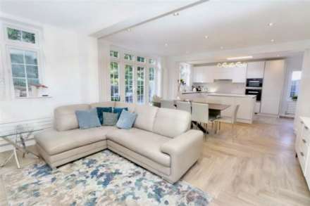 Hartfield Avenue, Elstree, Image 1