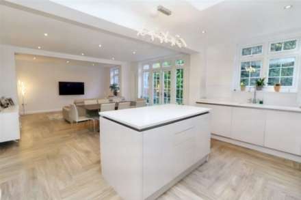 Hartfield Avenue, Elstree, Image 4