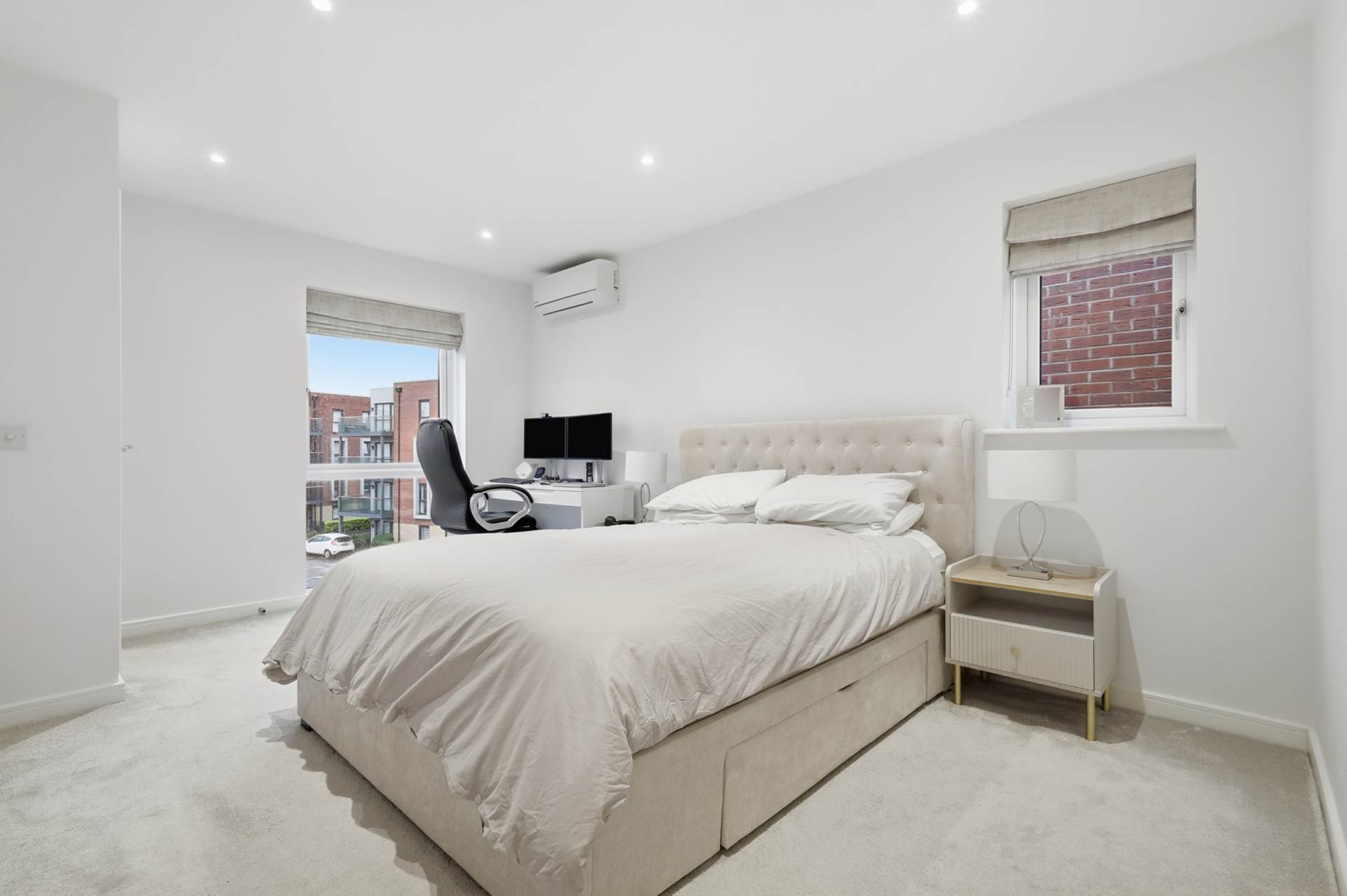 Winter Walk, Borehamwood, Image 8