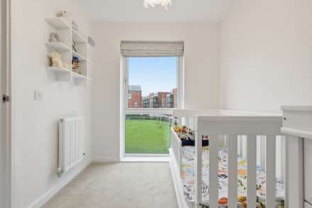 Winter Walk, Borehamwood, Image 12