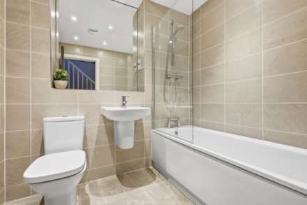 Winter Walk, Borehamwood, Image 17