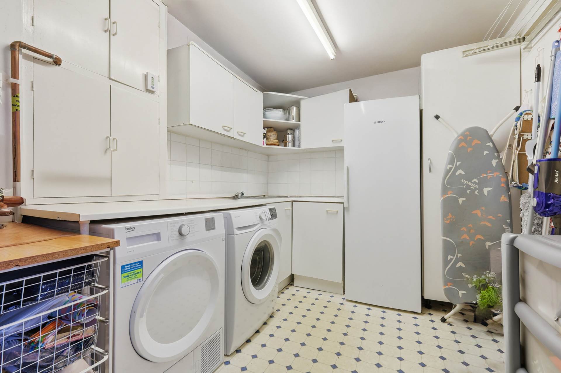 Lodge Avenue, Elstree, Image 16