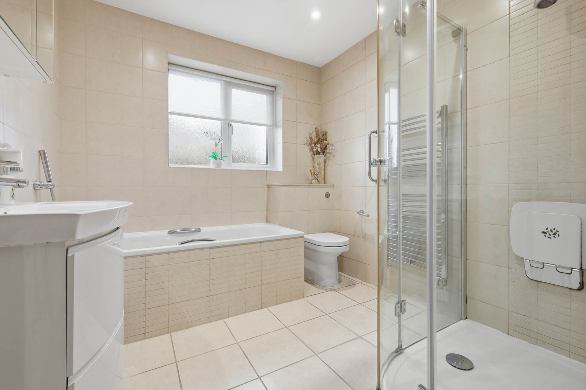 Lodge Avenue, Elstree, Image 17