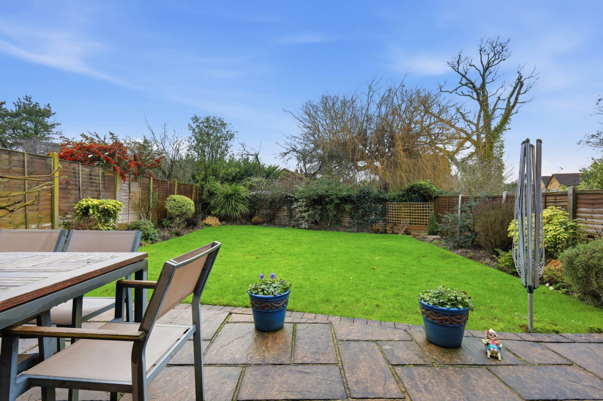 Lodge Avenue, Elstree, Image 19