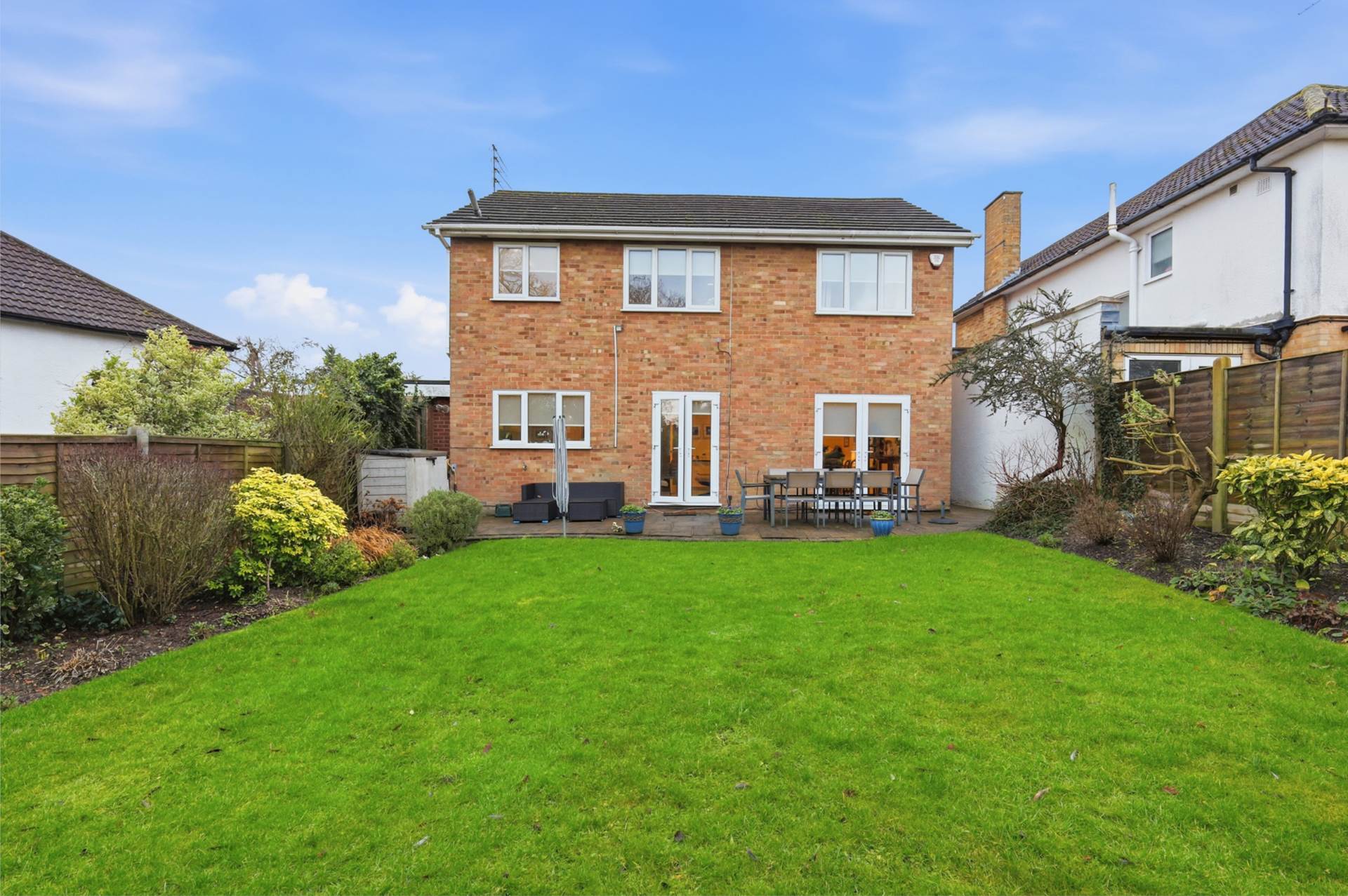 Lodge Avenue, Elstree, Image 21