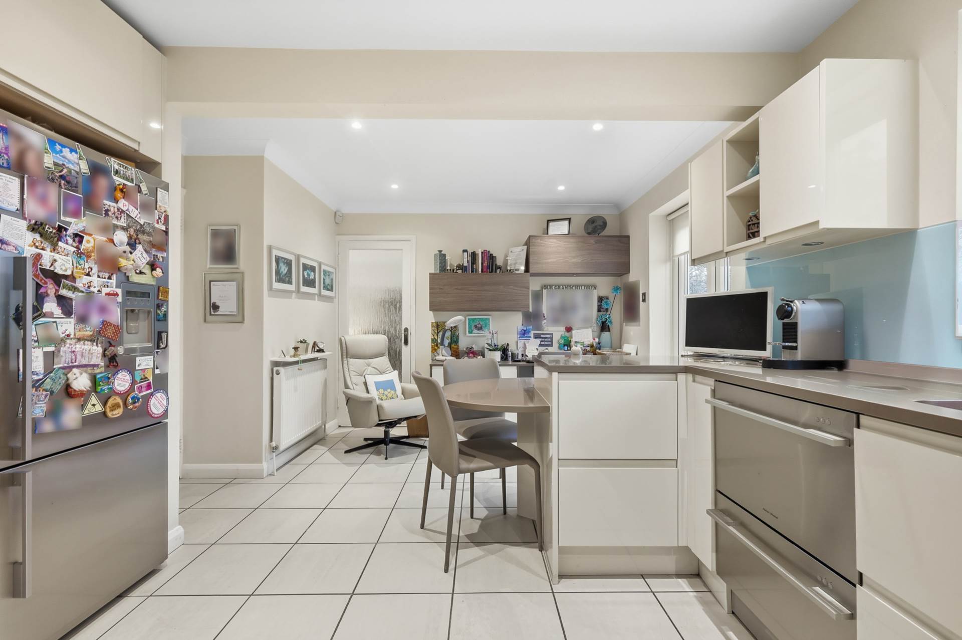 Lodge Avenue, Elstree, Image 7