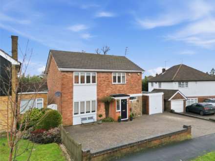 Lodge Avenue, Elstree, Image 24