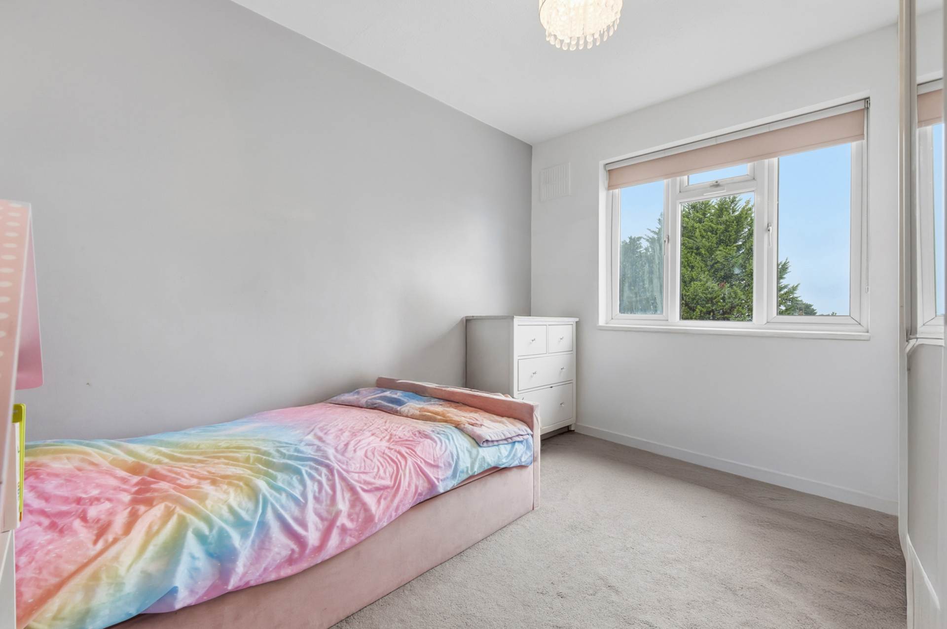 Lullington Garth, Borehamwood, Image 12