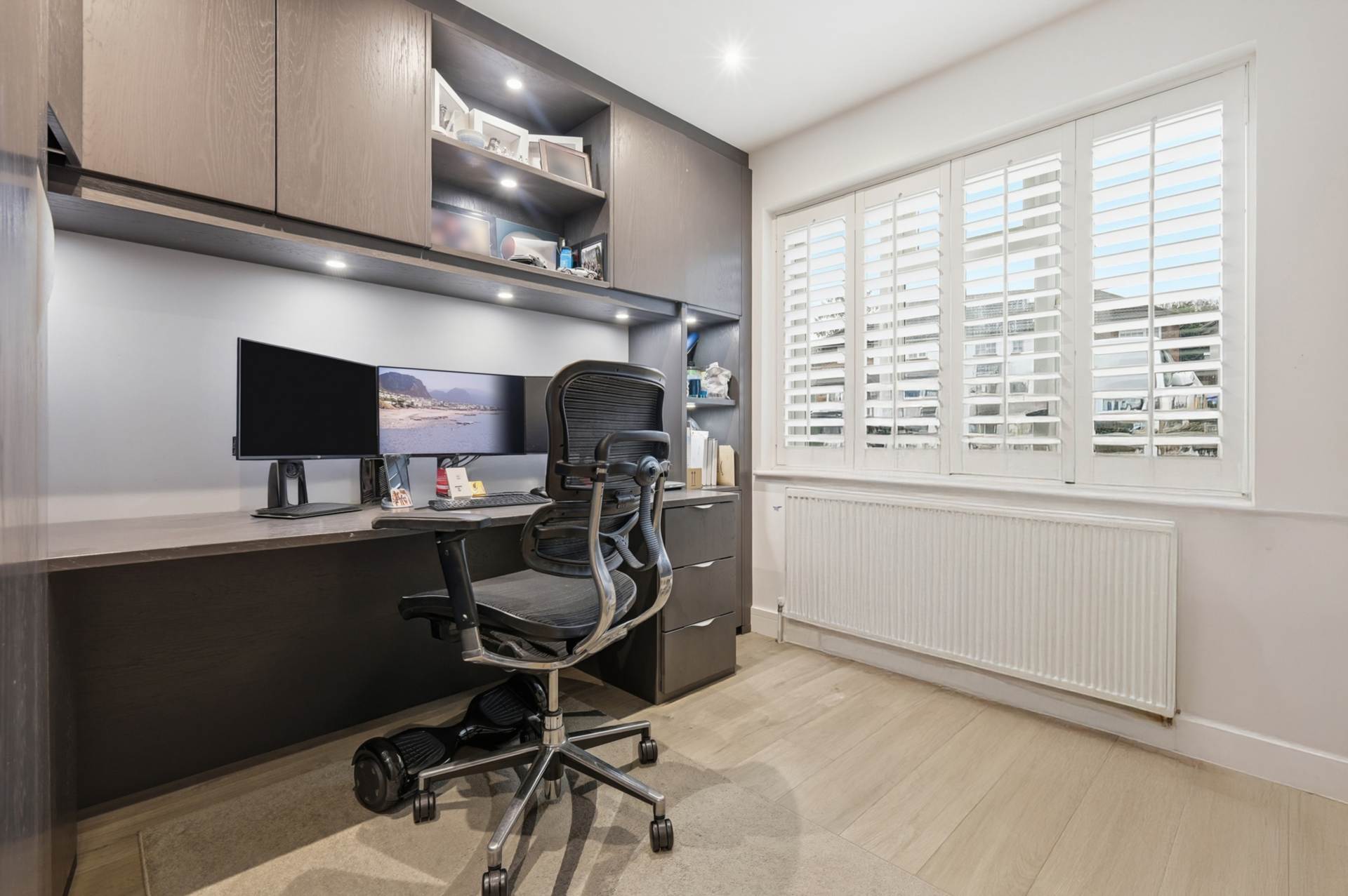 Lullington Garth, Borehamwood, Image 14