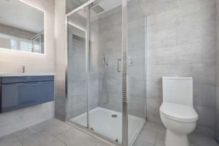 Lullington Garth, Borehamwood, Image 16