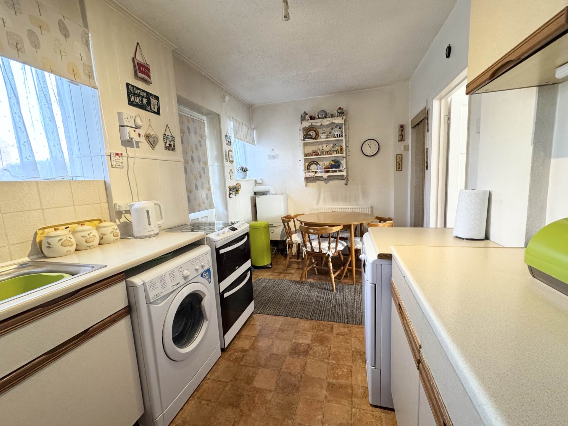 Linton Avenue, Borehamwood, Image 6