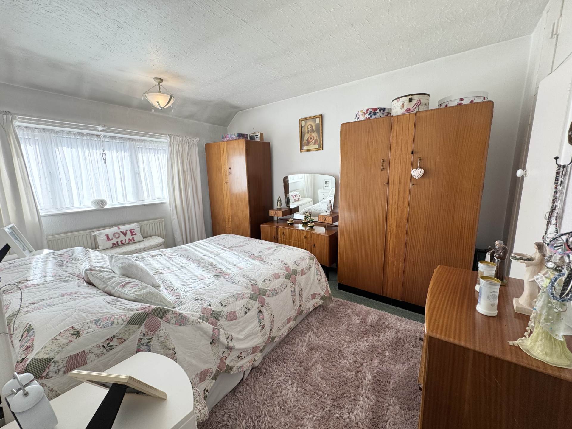 Linton Avenue, Borehamwood, Image 8