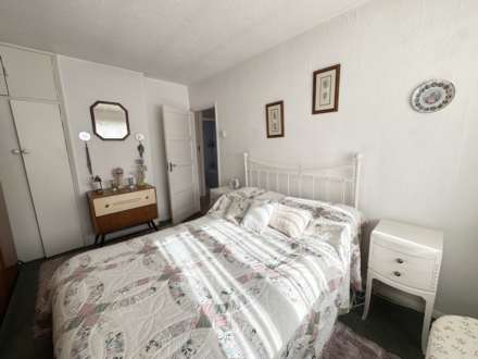 Linton Avenue, Borehamwood, Image 7