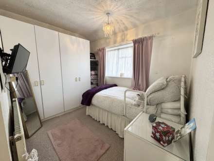 Linton Avenue, Borehamwood, Image 9