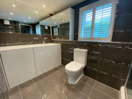 Corfe Close, Borehamwood, Image 9