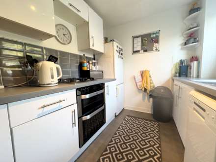 The Campions, Borehamwood, Image 5