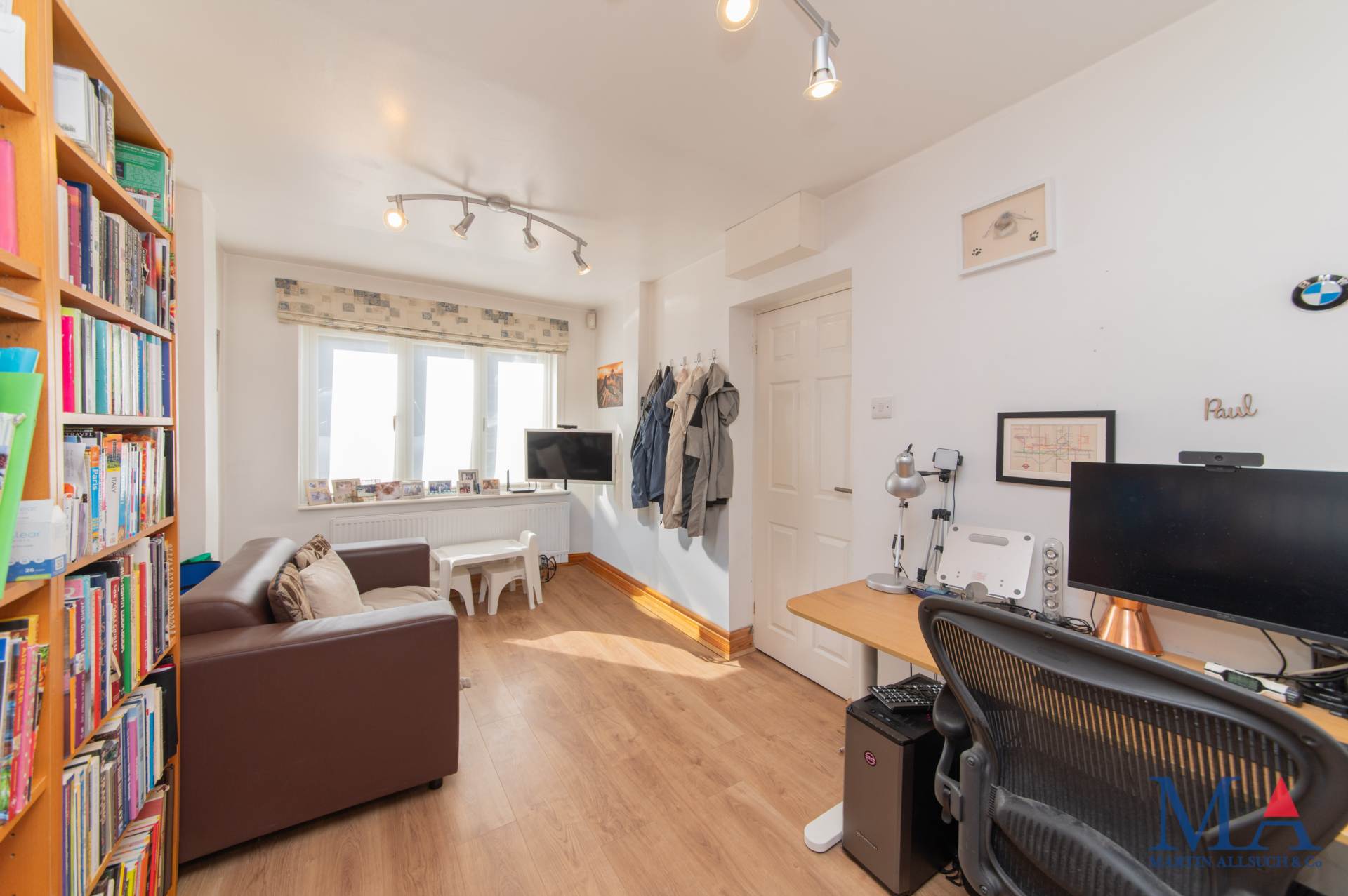 Nash Close, Elstree, Image 13