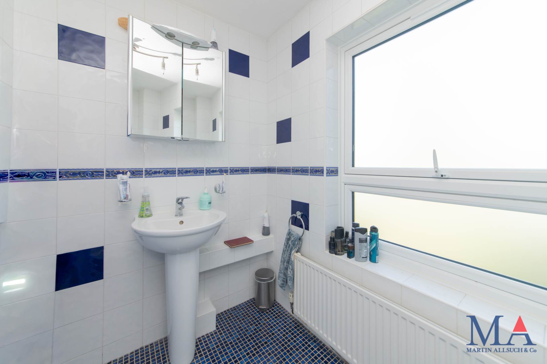 Nash Close, Elstree, Image 31