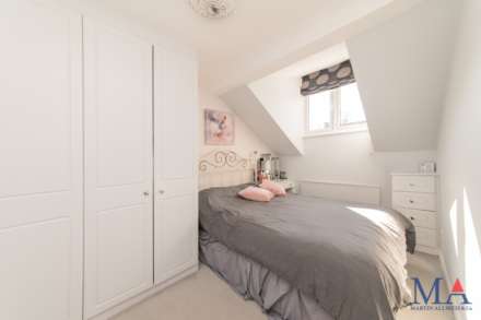 Nash Close, Elstree, Image 24