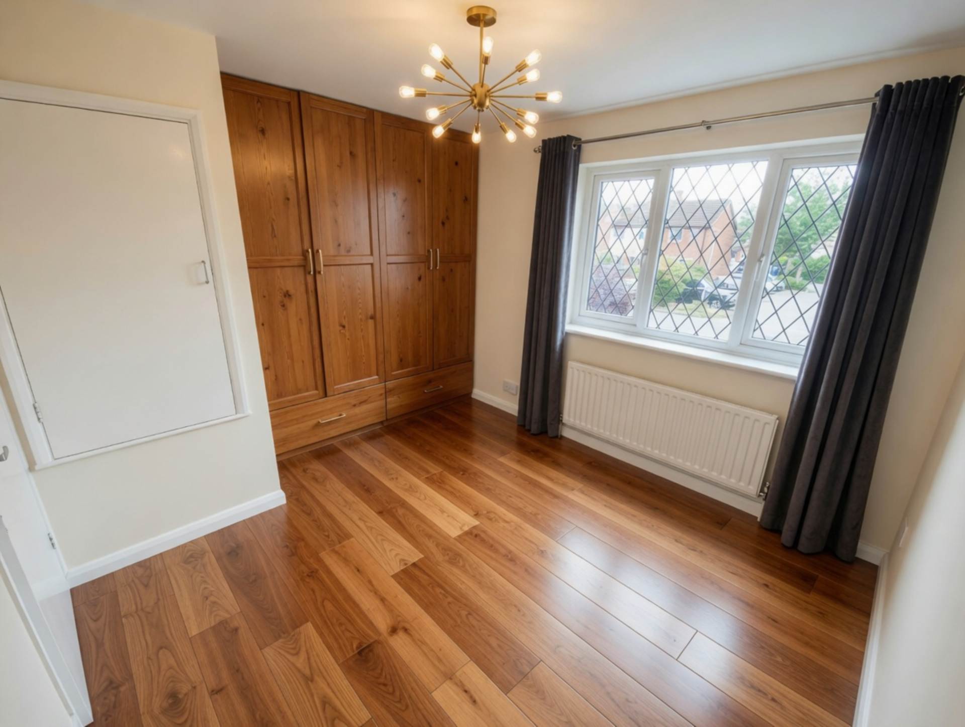 Kelly Court, Borehamwood, Image 5