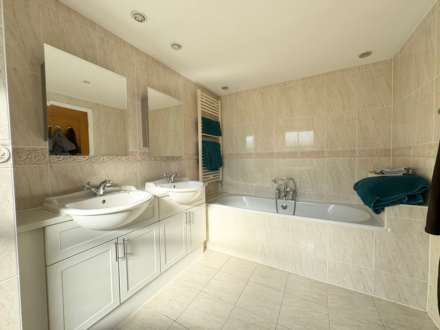 Brockley Hill, Stanmore, Image 16