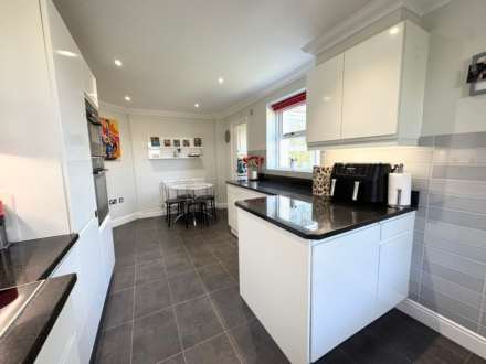 Brockley Hill, Stanmore, Image 8