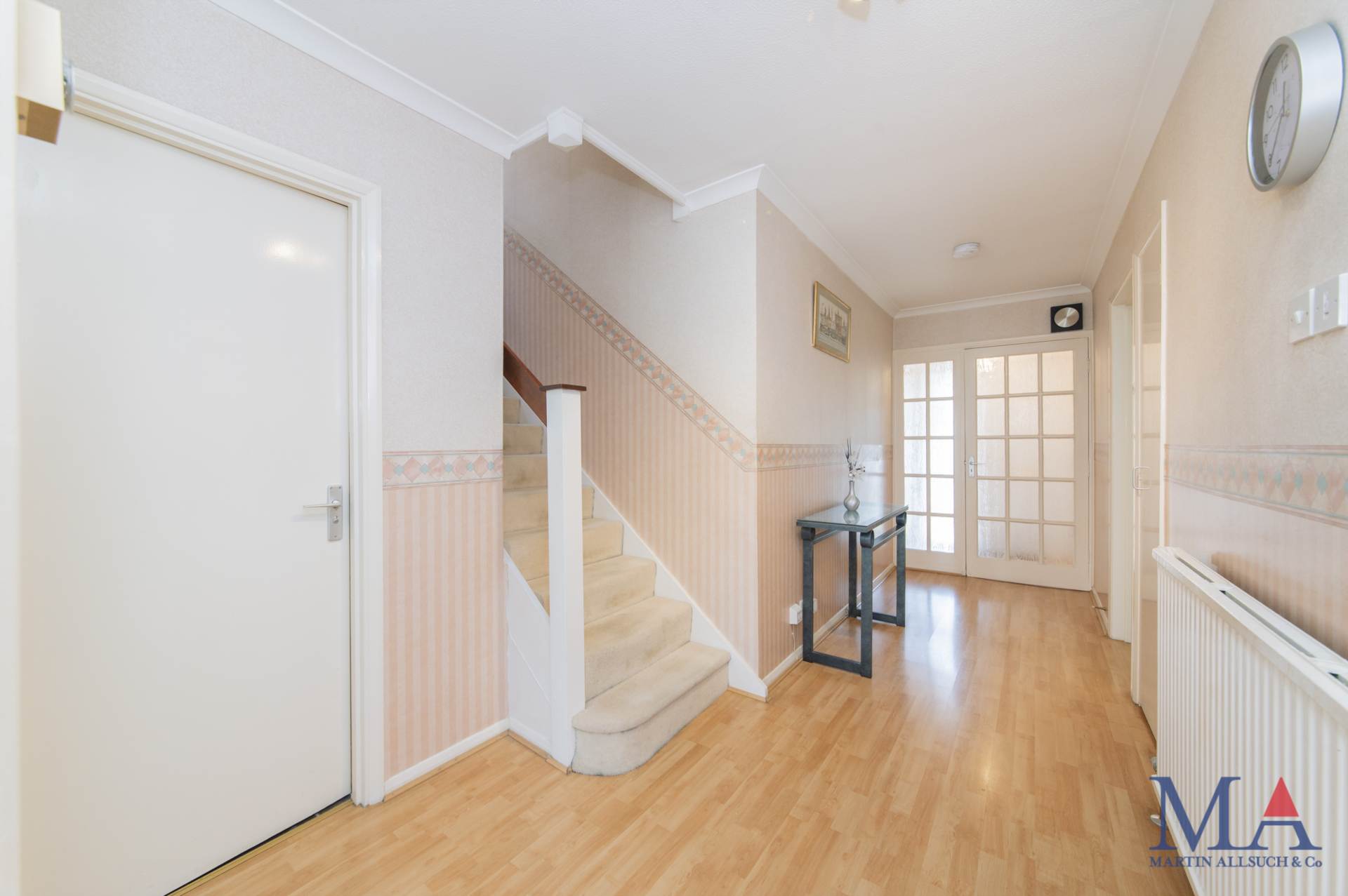 Clare Close, Elstree, Image 12