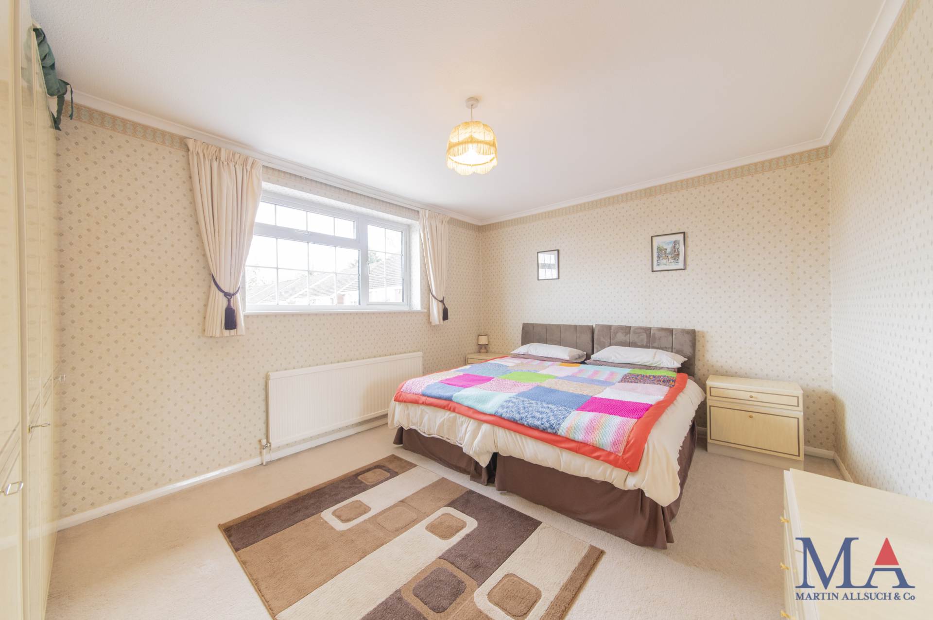 Clare Close, Elstree, Image 13