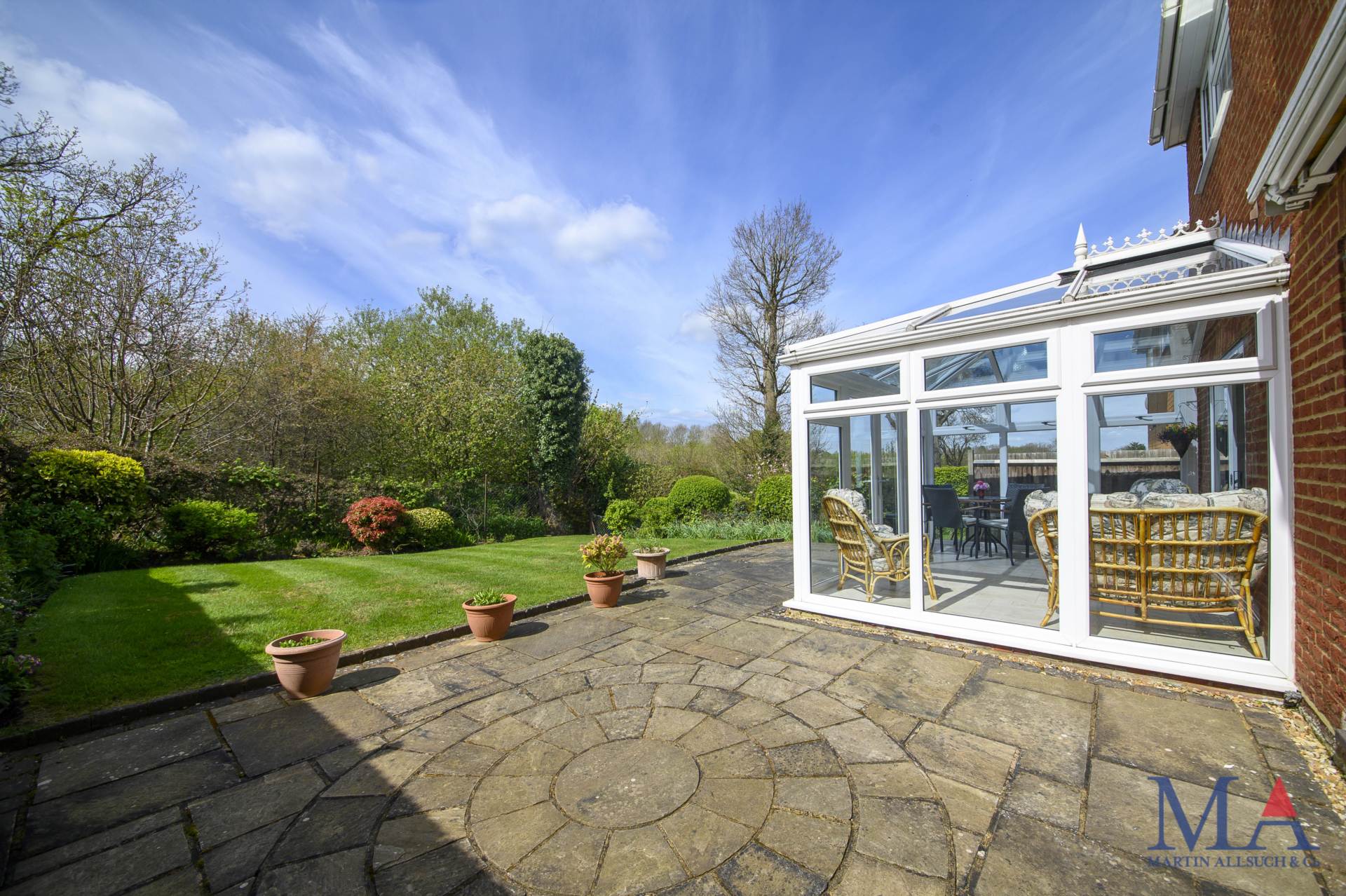 Clare Close, Elstree, Image 9