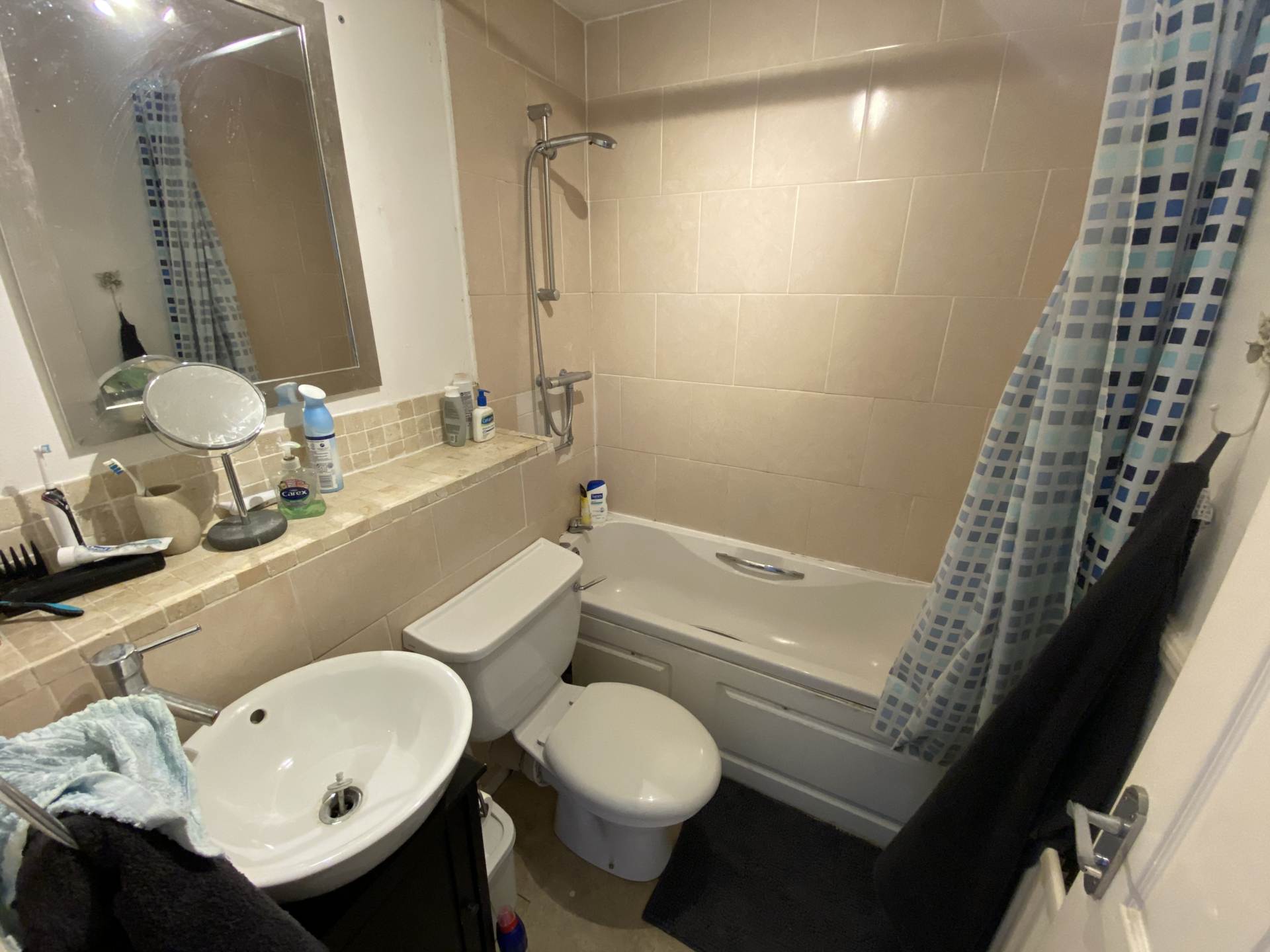 Everett Court, Radlett, Image 8