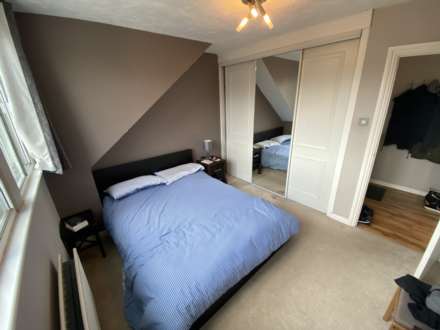 Everett Court, Radlett, Image 6