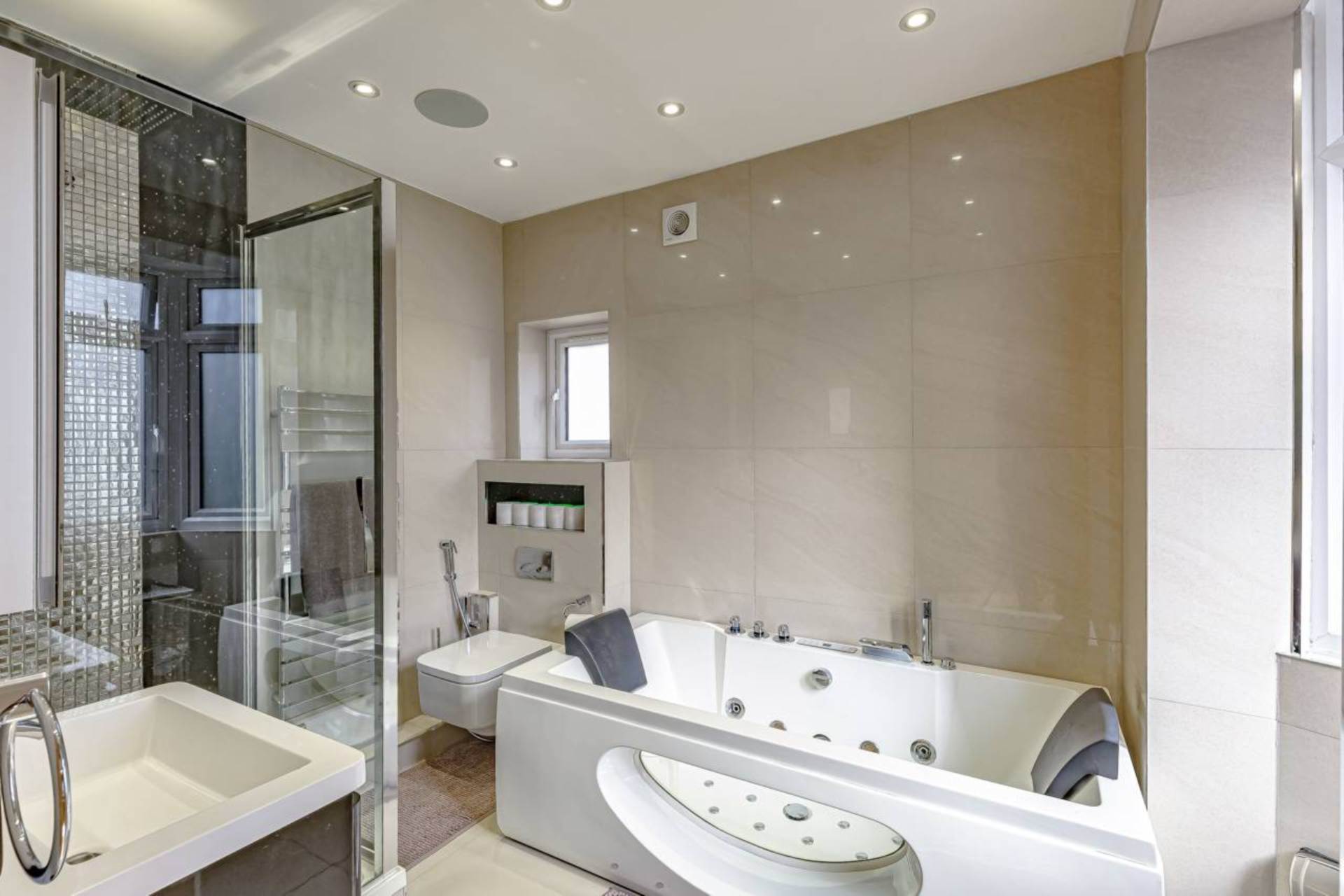 Dollis Hill Lane, London, Image 14