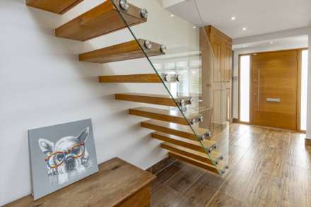 Dollis Hill Lane, London, Image 12