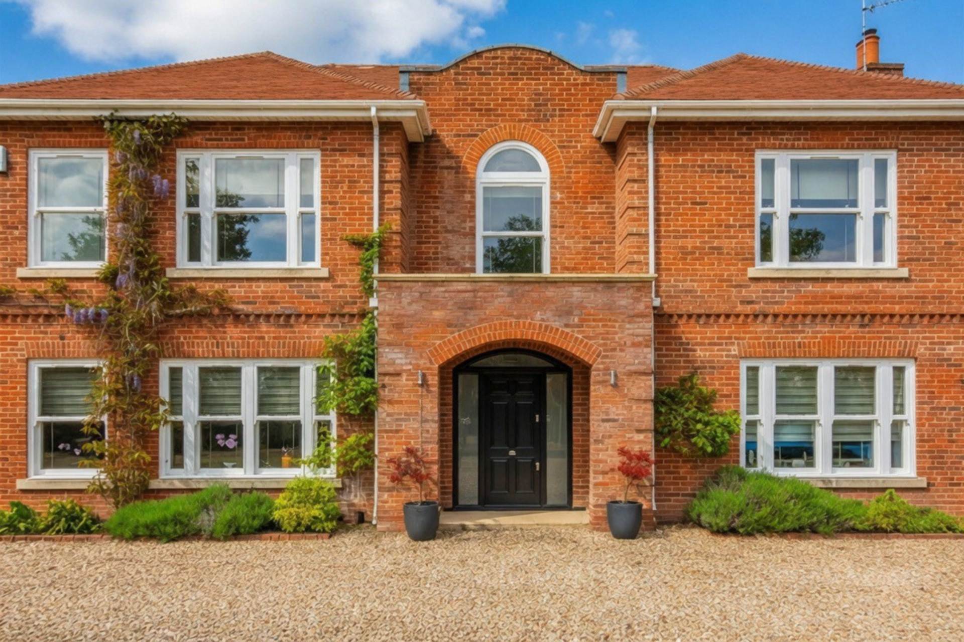 Aldenham Avenue, Radlett, Image 2