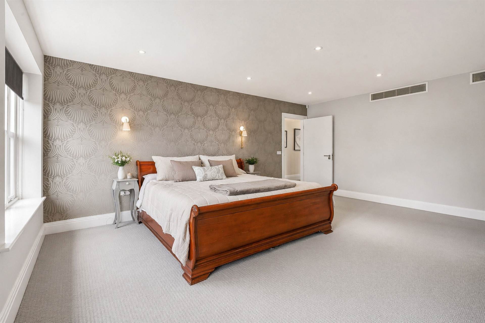 Aldenham Avenue, Radlett, Image 4