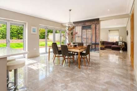 Aldenham Avenue, Radlett, Image 21