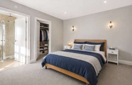 Aldenham Avenue, Radlett, Image 6